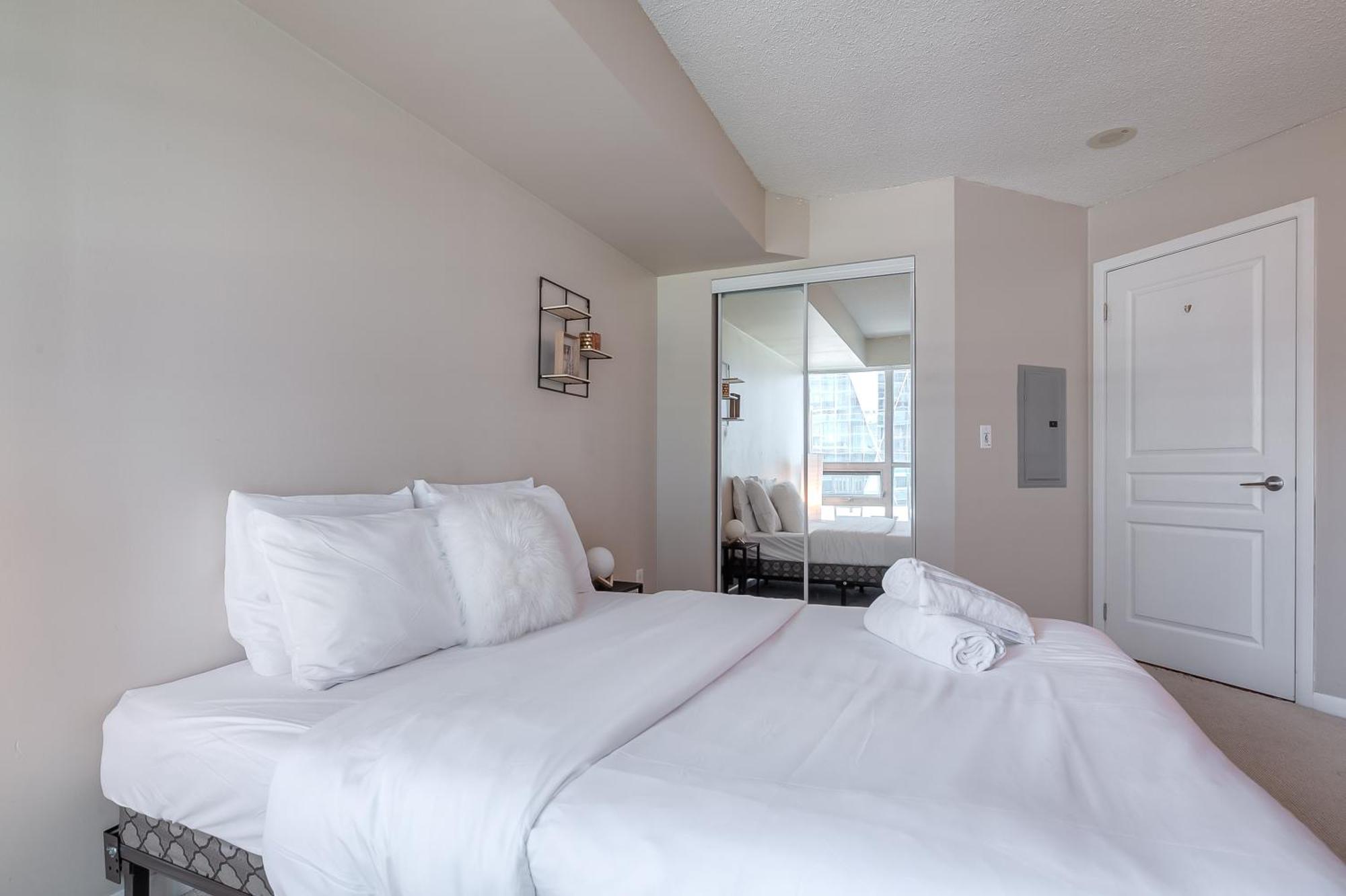 Rivetstays - The Yonge Toronto Buitenkant foto