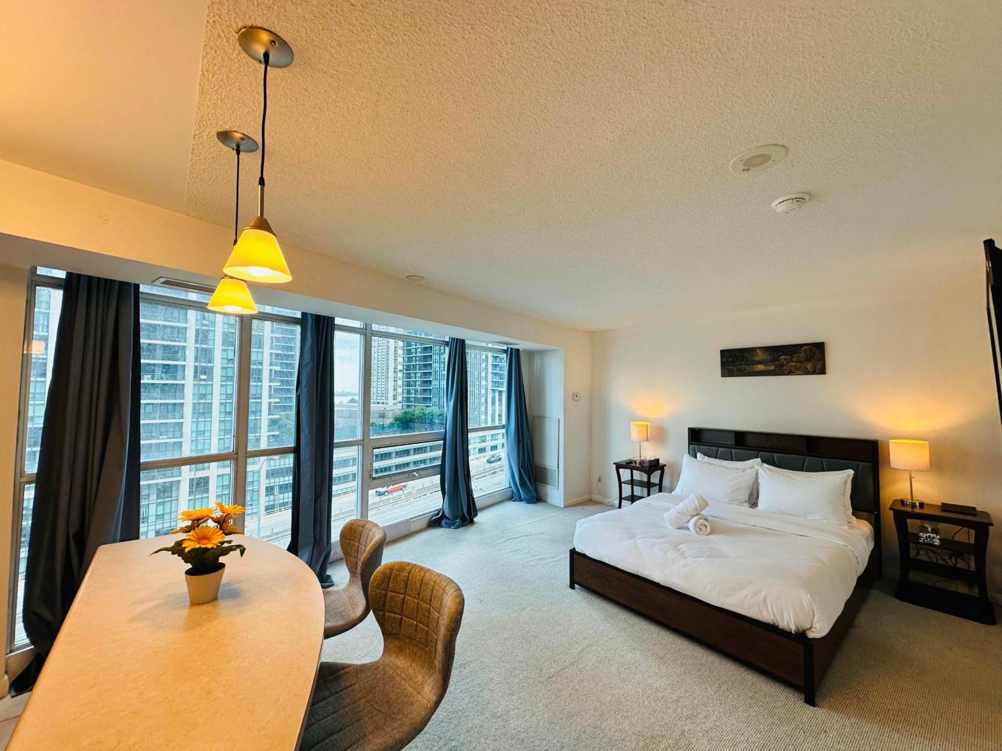 Rivetstays - The Yonge Toronto Buitenkant foto
